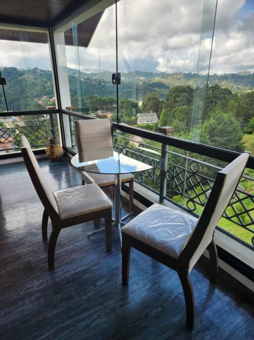 Flat Duplex Com Excelente Vista A 1,2 Km Capivari Campos do Jordão Exterior foto